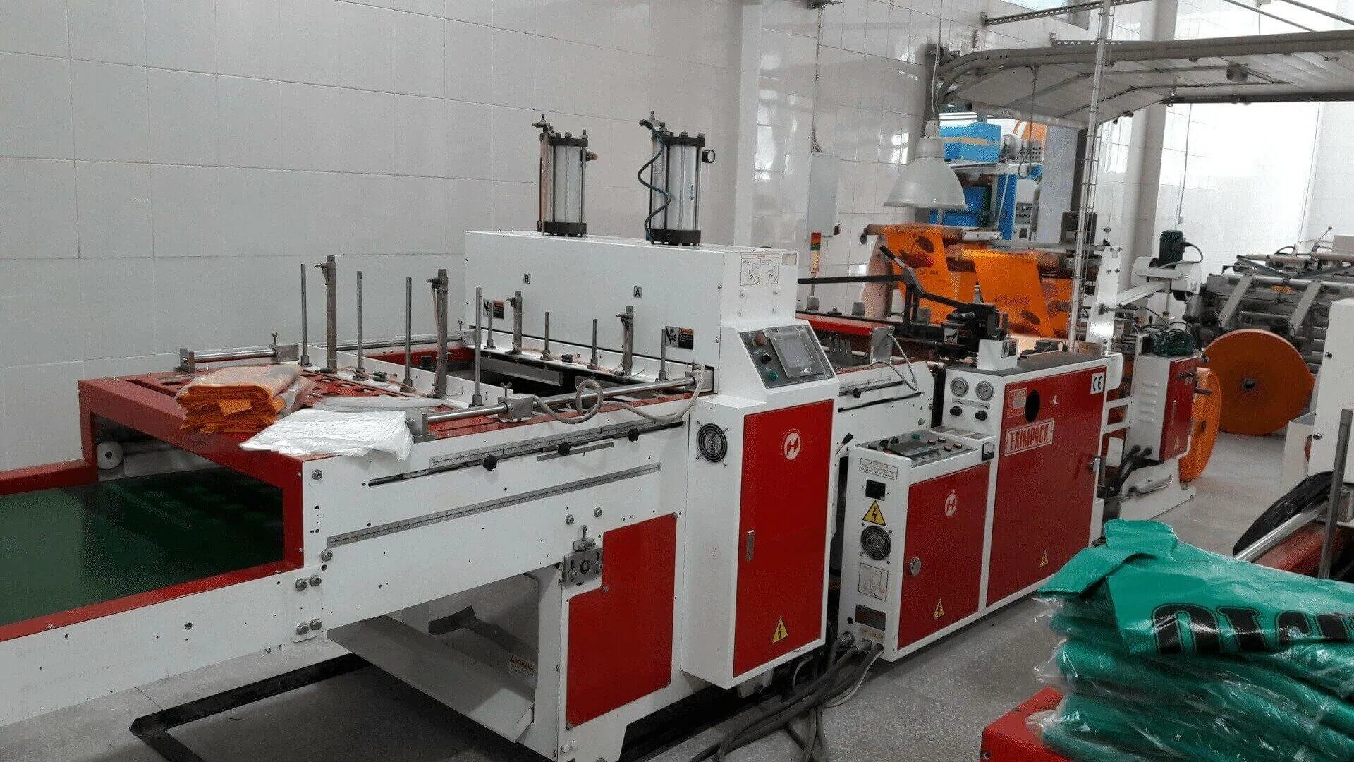 Коммунальная 23 тольятти. Производственный процесс станок изолон. Завод полипластик энгельс. Полимеры для производства мешков. Ооо полимер.