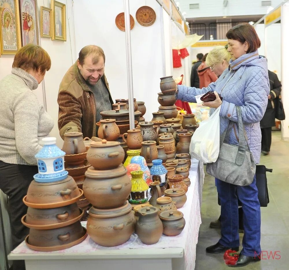 Промысел рынок. Ярославские народные промыслы. Выставка город Мастеров народных промыслов. Ярмарка народных ремесел. Народные промыслы Ярославля.