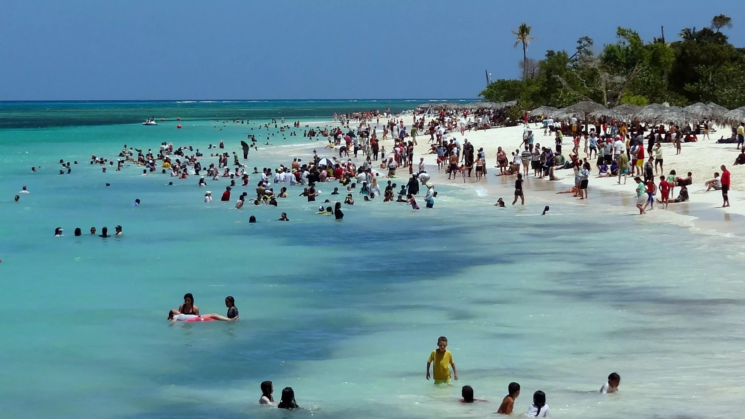 Гуардалавака Куба. Куба Ольгин пляж. Пляж Guardalavaca:. Куба природный парк Баия-де-Наранхо. Вода на кубе в октябре