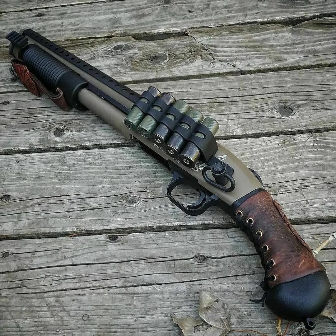 Обрез патроны. Mossberg 500 обрез. Моссберг 500 кастом. Mossberg 500 укороченный. Mossberg 500a Cerakote.