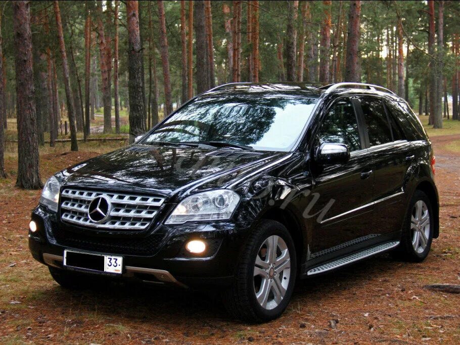 Купить мерседес мл на авито. Mercedes-Benz m-class (w164). Mercedes m class w164. Mercedes ml w164 Black. Mercedes ml w164 2010.