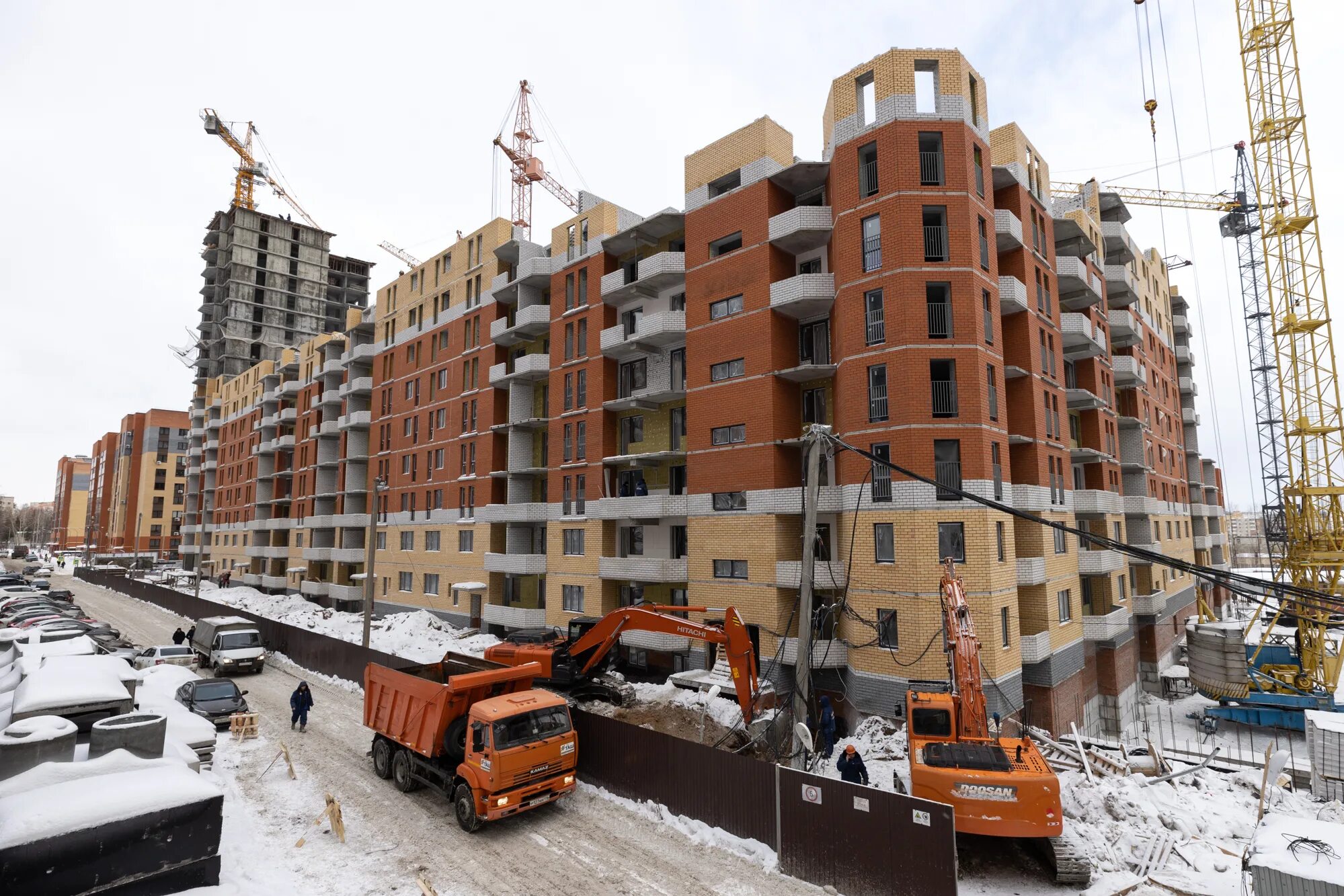 Казань строительство жк. ЖК МЧС Казань. Казань стройка. Стройка в Казани объекты. Стройка в Казани сейчас.