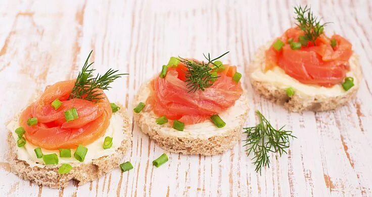 Праздничные бутерброды с семгой фото Healthy and Wholesome Recipes The Defined Dish Receta