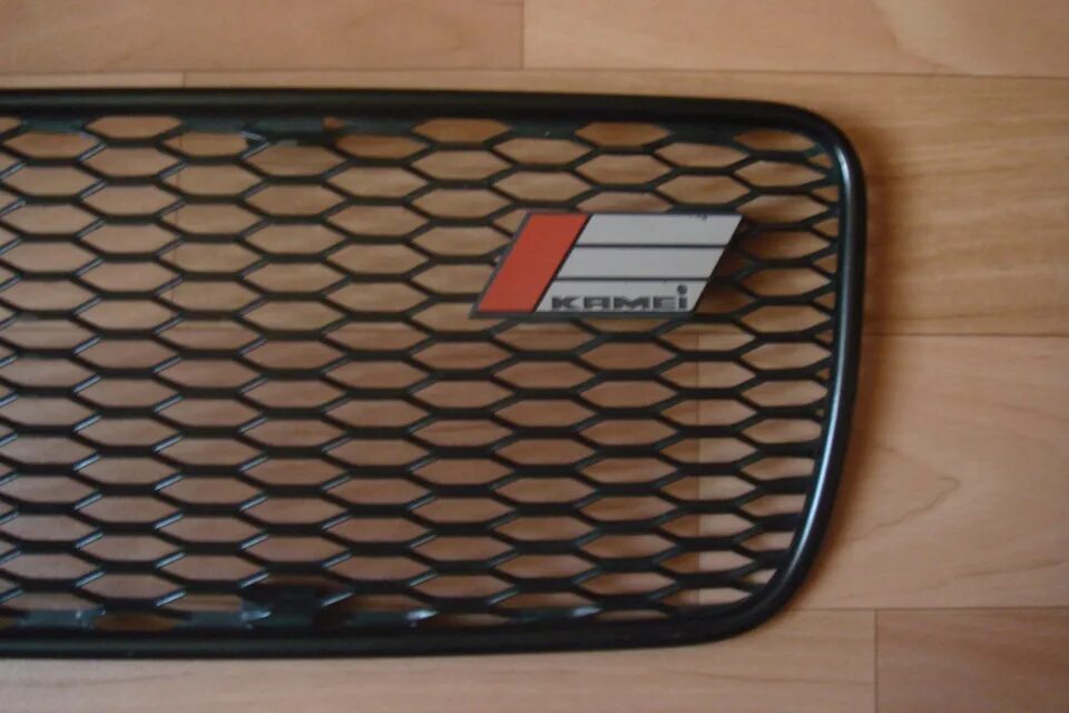 Решётка ауди 80 1s. Решетка вентиляции ауди 80 б4. Решетка радиатора ауди 80. Решетка радиатора ауди 80 б3. Решетка радиатора ауди 80 б3.