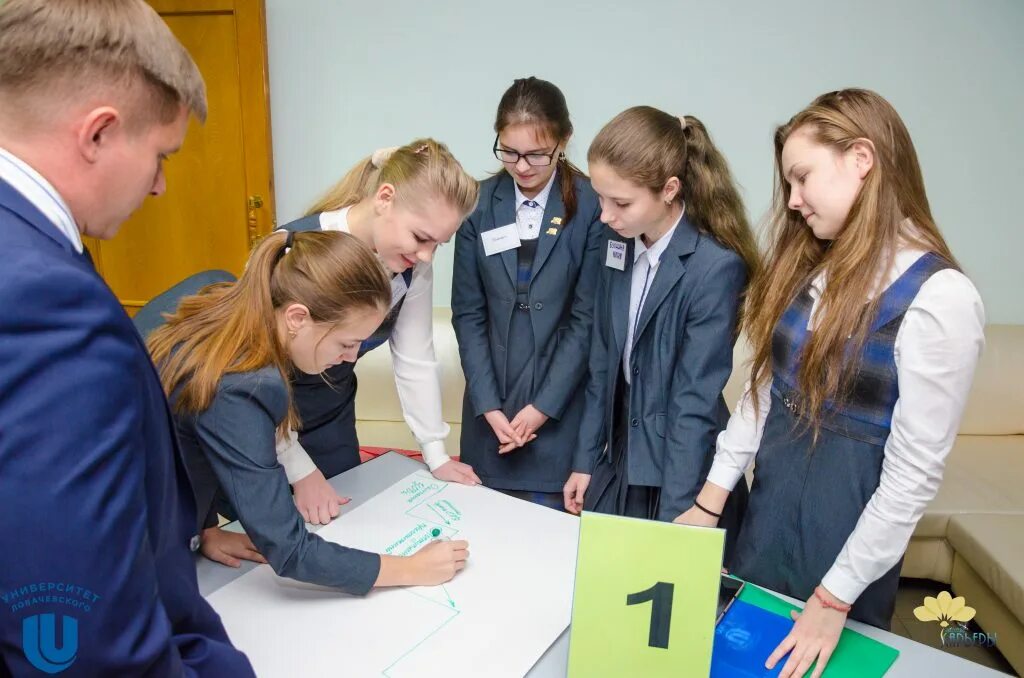 Саранск лицей для одарённых детей. Лицей махачкала гамидова 52. Центр одаренных детей махачкала. Лицей центр одаренных детей. Лицей центр одаренных детей.