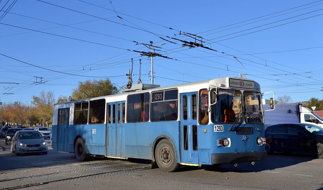 троллейбусный парк симферополь 2020. 1 троллейбусный парк москва. троллейбусный парк на новорязанской улице. троллейбусное депо в санкт петербурге. 5 троллейбусный парк москва.