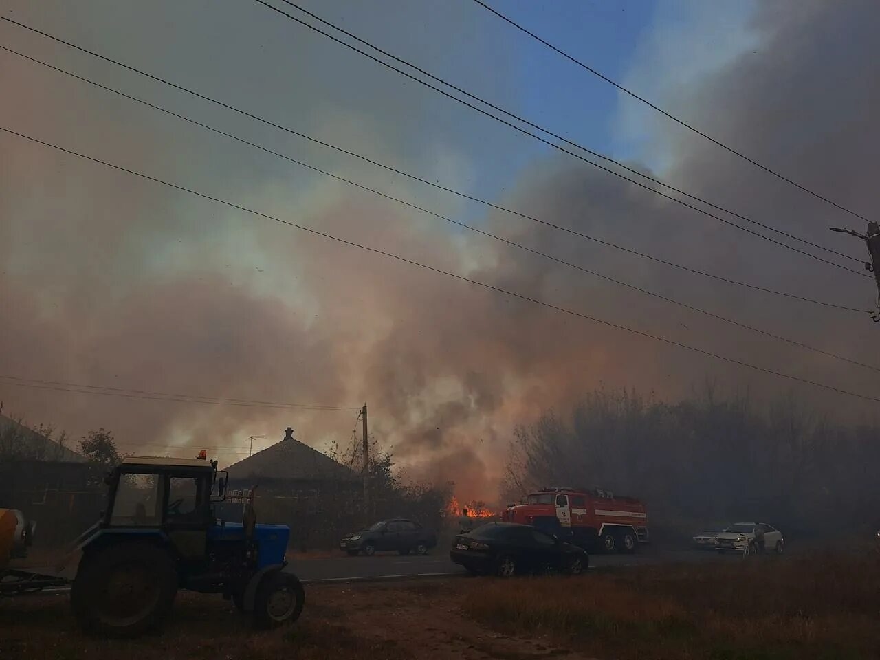 Пожар в Бутурлиновке 15 октября. Пожары в Воронежской области. Сегодняшнее пожары в Бутурлиновке. Углянец Воронежская область пожар. Хлопки в воронежской области