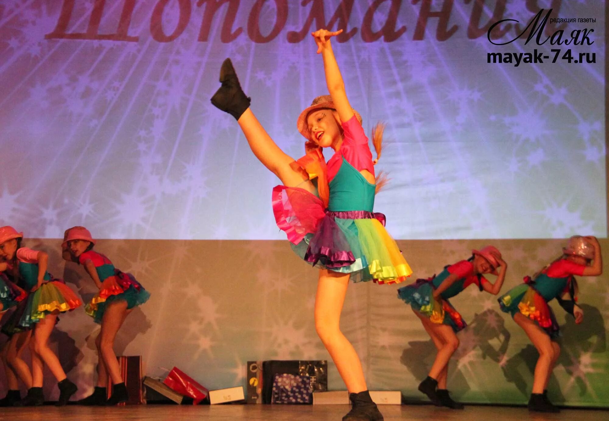 Праздник красоты и грации состоится в лыткарине. Шоу балет краснодар. Грация самара спортивная гимнастика. Грация 21. Грация ансамбль баяндай.