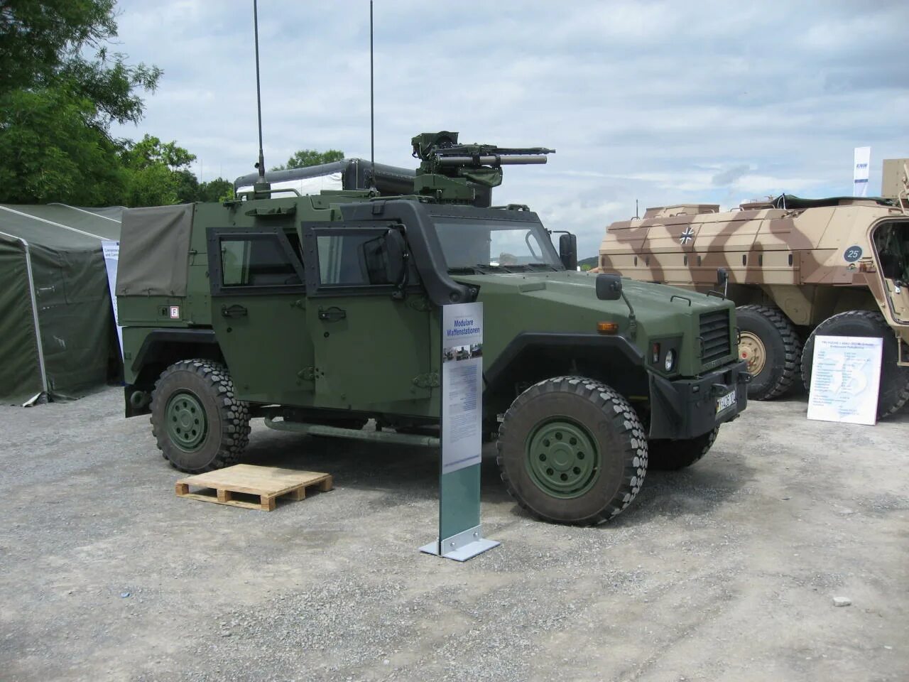 Бронеавтомобиль MOWAG Eagle 5. MOWAG Eagle 4. MOWAG Eagle 4х4. MOWAG Eagle IV 2003 года.