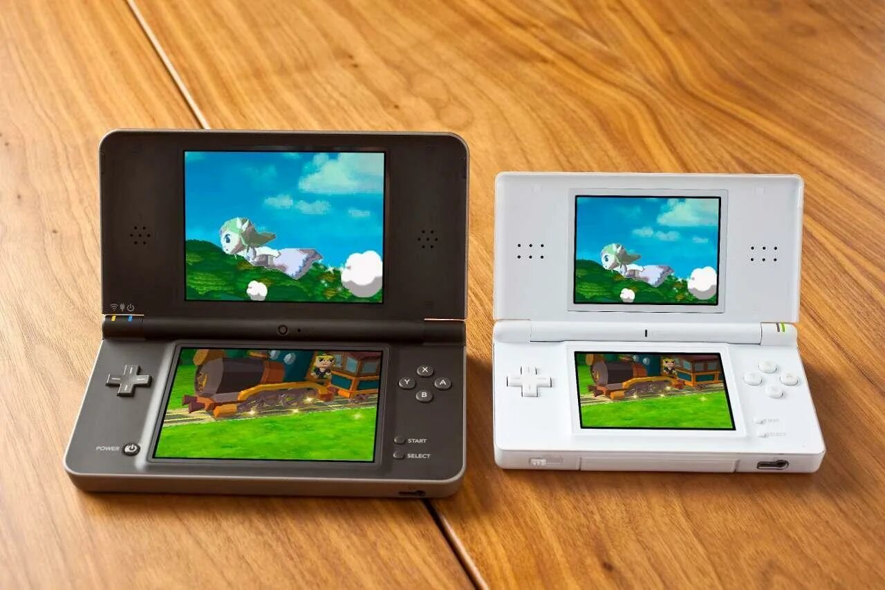 Нинтендо DSI XL. Nintendo DS/DSI. Nintendo DS Lite vs DSI. Нинтендо DS Lite.