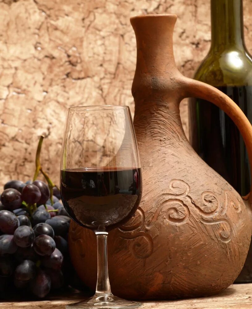 Вино кахури квери алазанская долина. Georgian wine грузинское домашнее вино полусладкое белое. Вино грузинское домашнее белое. Амфора. Домашнее вино грузия.