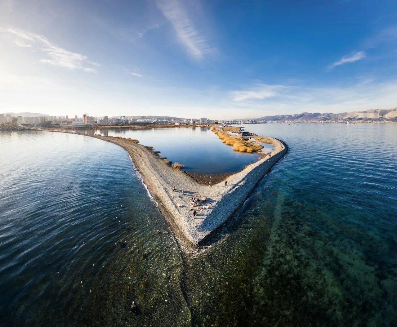 пляж суджукская коса. лиман суджукская лагуна. пляж суджукская коса новороссийск. пляж алексино новороссийск. суджукская лагуна.