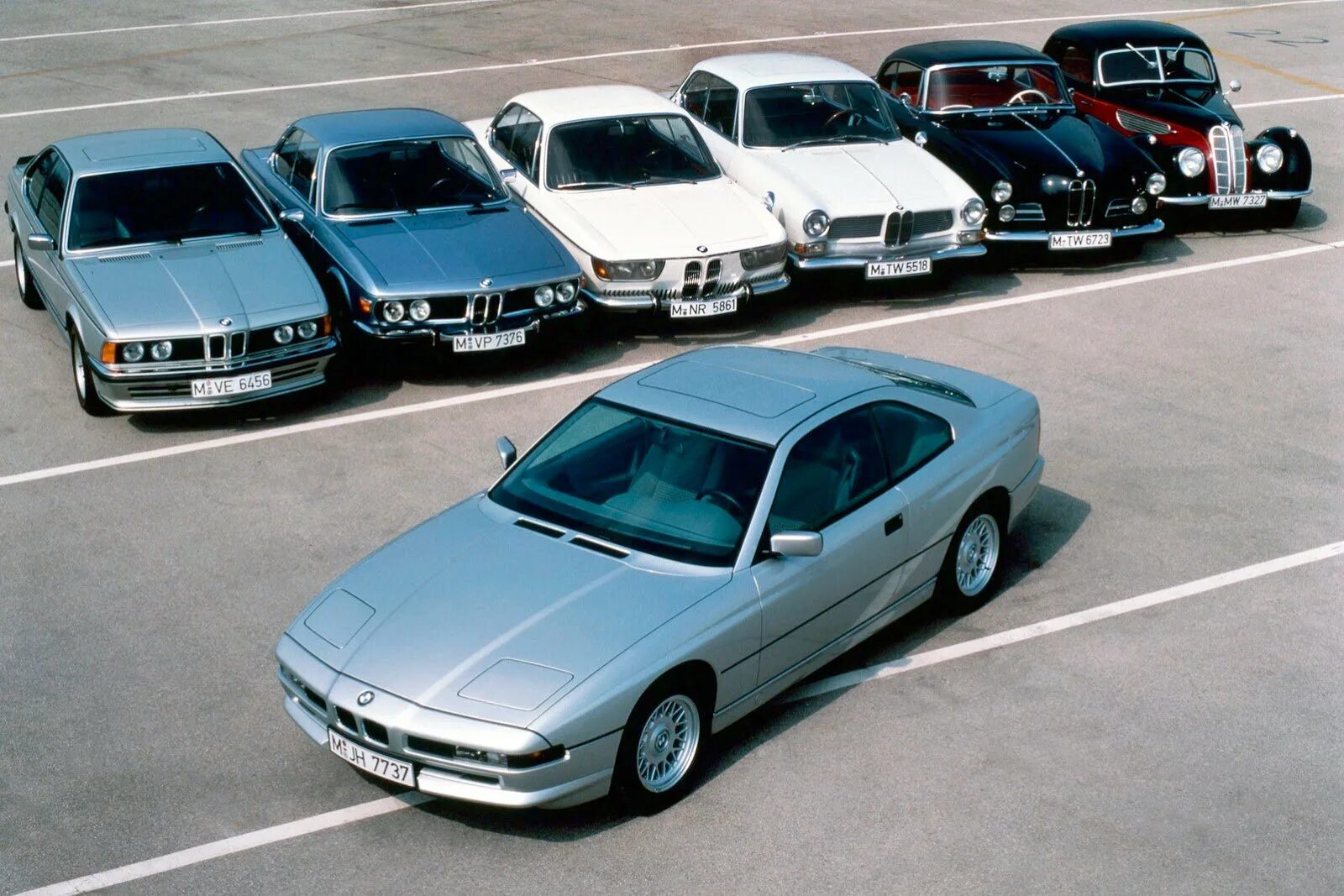 BMW 8 Series. БМВ 8 2000. БМВ 8 кузов. BMW 6 e31. Первое поколение автомобилей