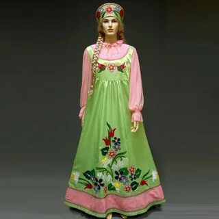 Весенний костюм