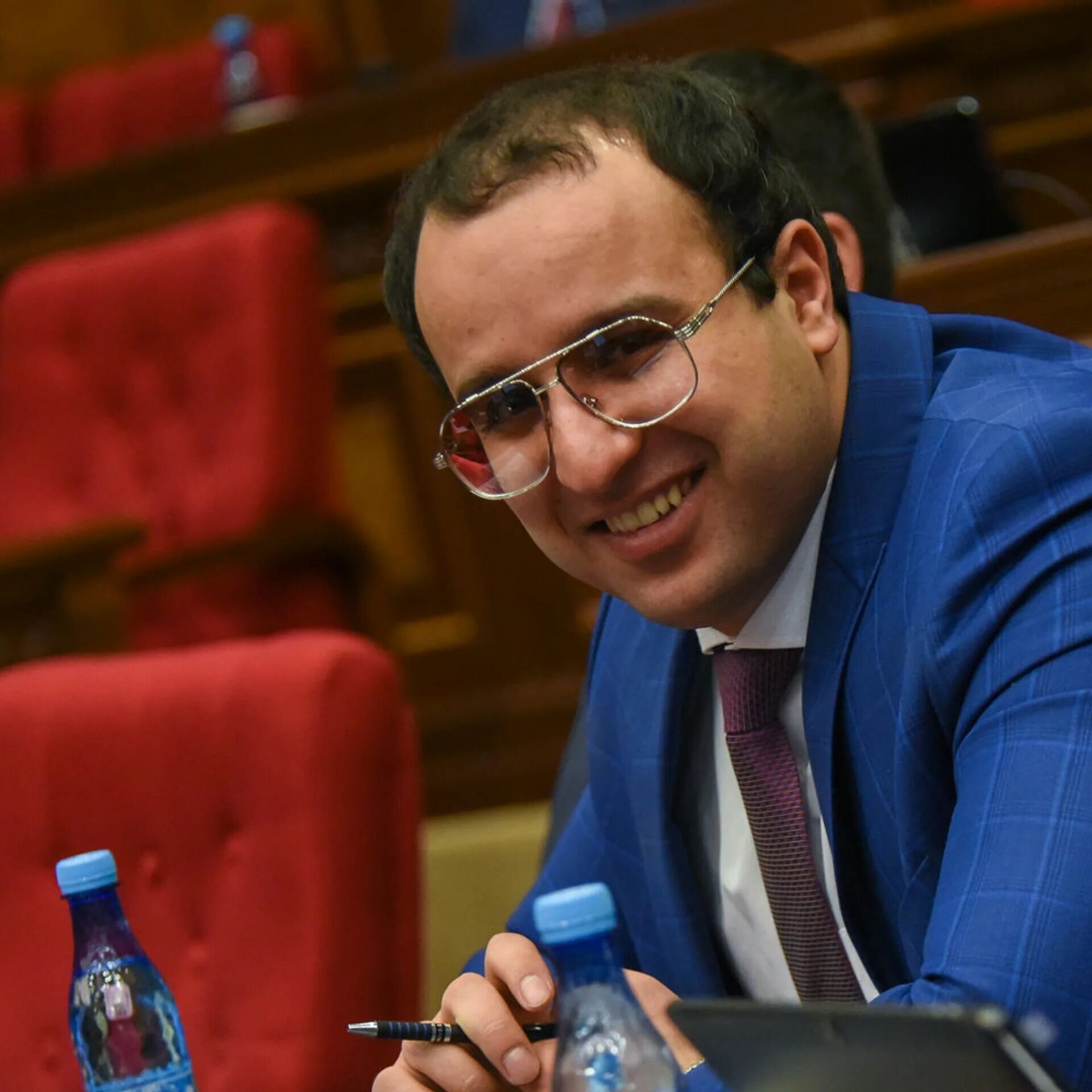 Айк саргсян депутат армении. Айк саргсян депутат армении. Шиш брнох айк саргсян. Hayk sargsyan. Hayk sargsyan.