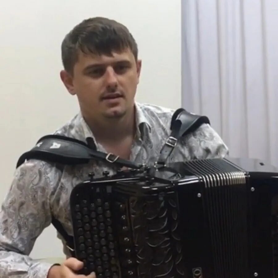 Адыбаев баянист. Иван адыбаев баянист. иван адыбаев новосибирск. гармонист андрей киреев. виктор соколов баянист.