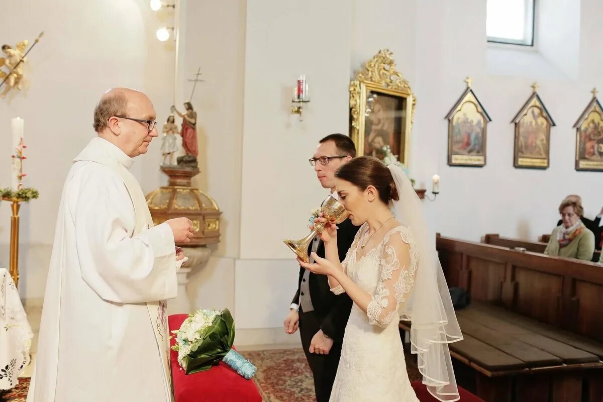 католическое духовенство. католический священник брак. католический священник брак. венчание в католической церкви. венчание в католической церкви.