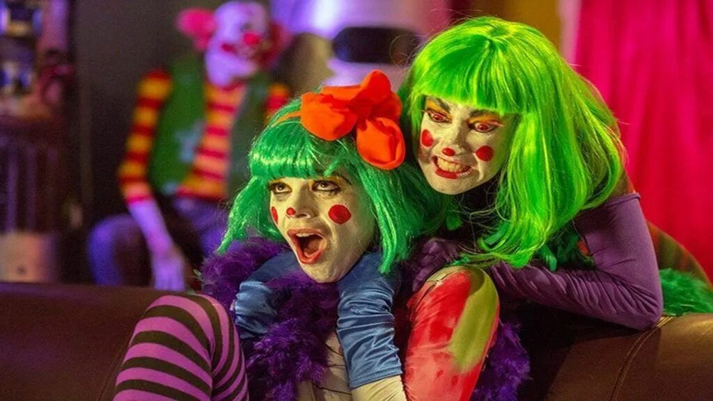 Larry wow the circus look a clown