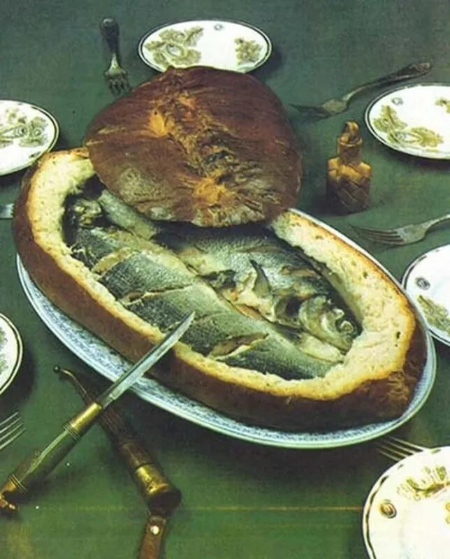 Форель строганина. Народная кухня якутов. Национальные блюда народов севера. Рыба по коми блюдо. Какие традиционные рыбные блюда готовят народы севера.