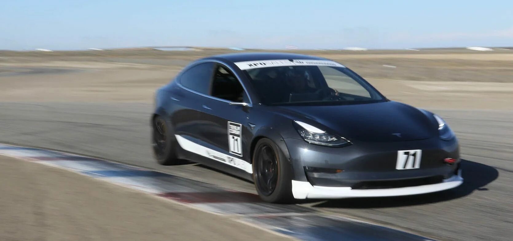 Подвеска тесла модель 3. Track mode tesla. Tesla model s plaid 2021 tuning. Tesla model s 2021 tuning. Tesla m3.