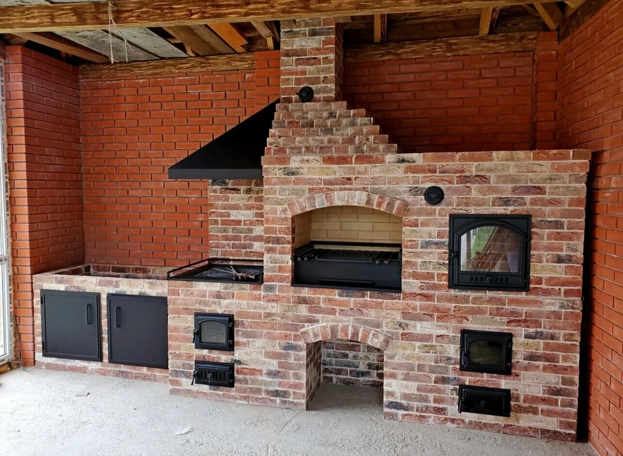 комплекс барбекю с коптильней мангалом казаном. мини печь 3в1 (духовка, сковорода, кофеварка),. барбекю комплексы проекты. мини русская печь. комплекс мангал, печь коптилка мангал.