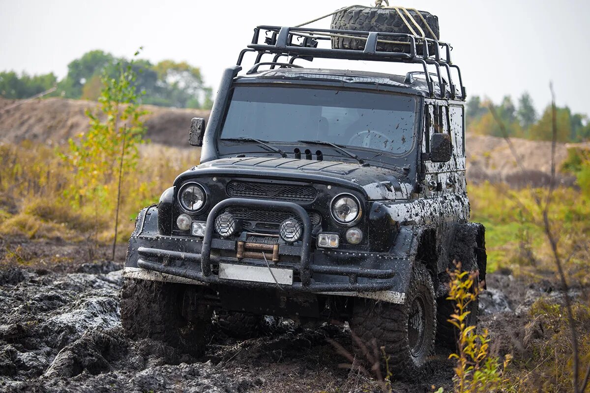 Рашен кар уаз. Уаз 469 off road. уаз-469 внедорожник оффроуд сток. уаз-469 внедорожник по грязи. уаз 469 off road в грязи.