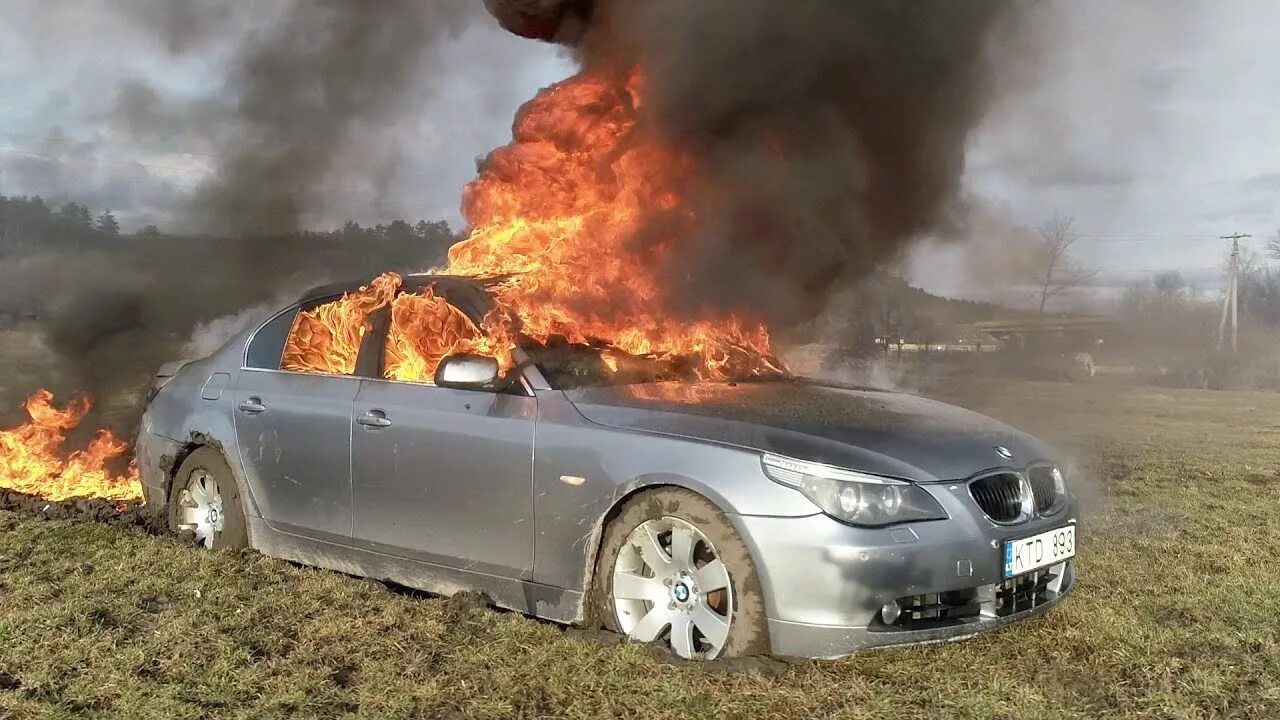 Литвин м5. Литвин сжёг БМВ м8. Литвин взорвал БМВ. Горящая БМВ м5. М5 литвина