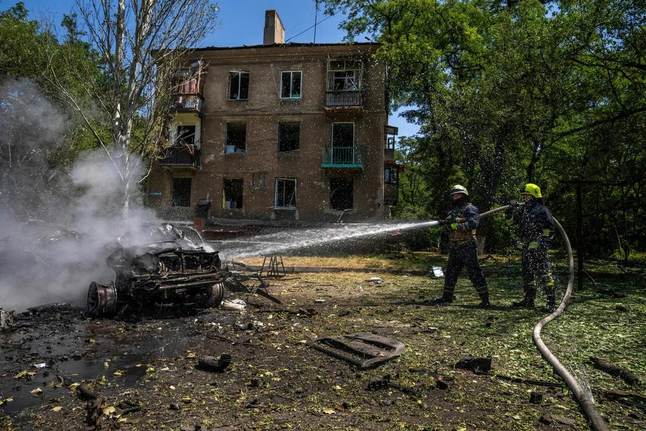 Файл:Kramatorsk after Russian missile strike, 2023-06-27 (20-01).jpg Википедия