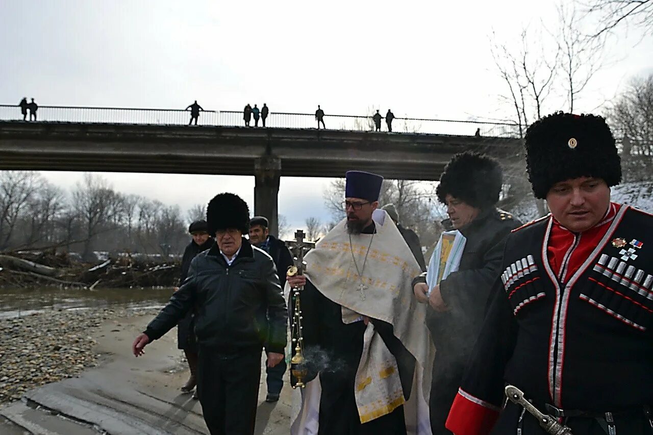 Погода в ханской на 10 дней. Станица Ханская Майкопский район. Станица Крещенская Волжский. Ханская станица 2007. Станица Ханская Майкопский район поморцы.