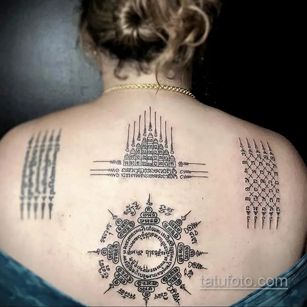 Тайские тату сак янт. 5 тату значение. Снежинки олд скул. 5 тату значение. Тату снежинка.