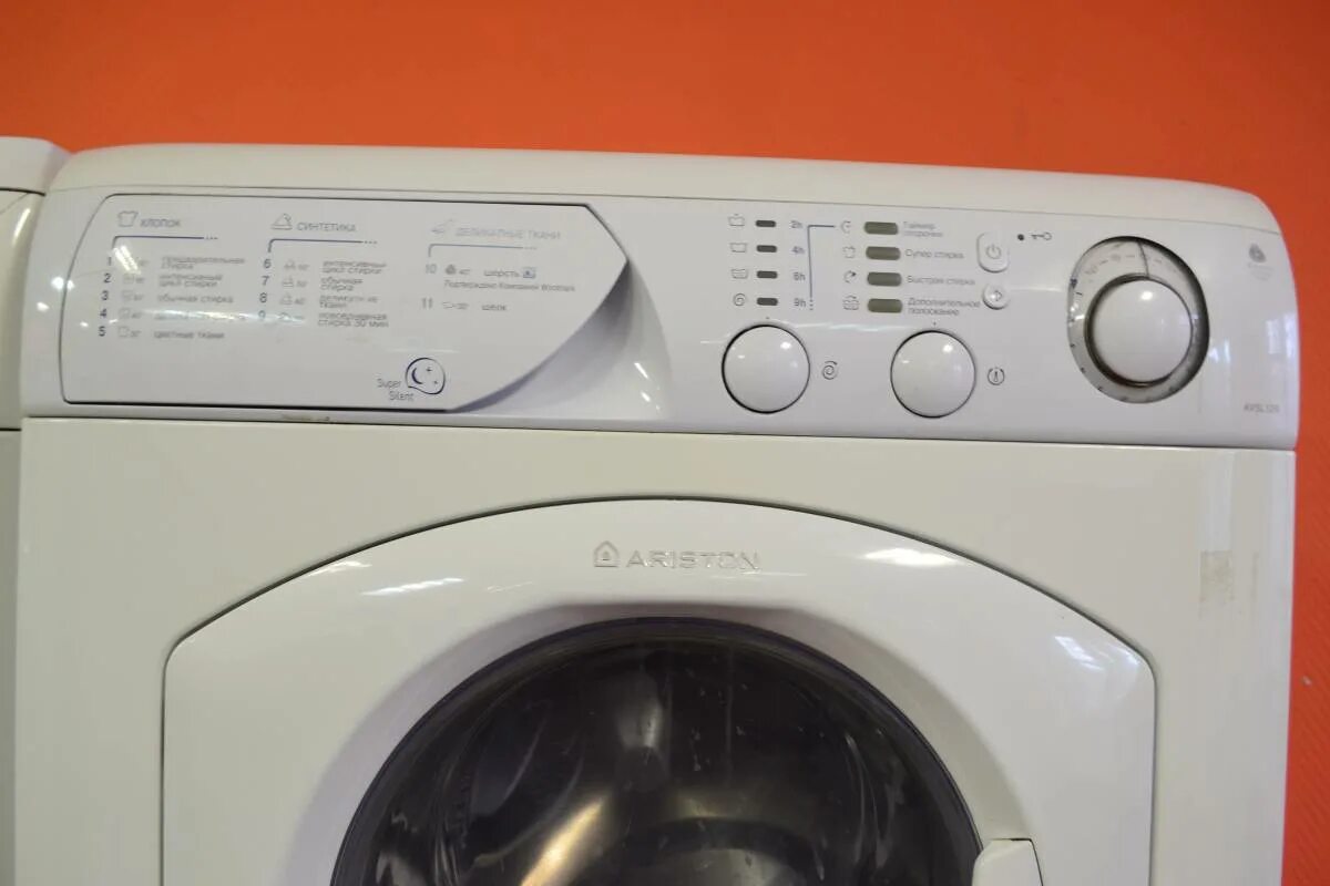 Hotpoint ariston 129. Стиральная машина AVSL 129. Стиральная машина Ariston AVSL 129. Аристон AVSL 129 стиральная. Стиральная машина Hotpoint-Ariston AVSL 129.