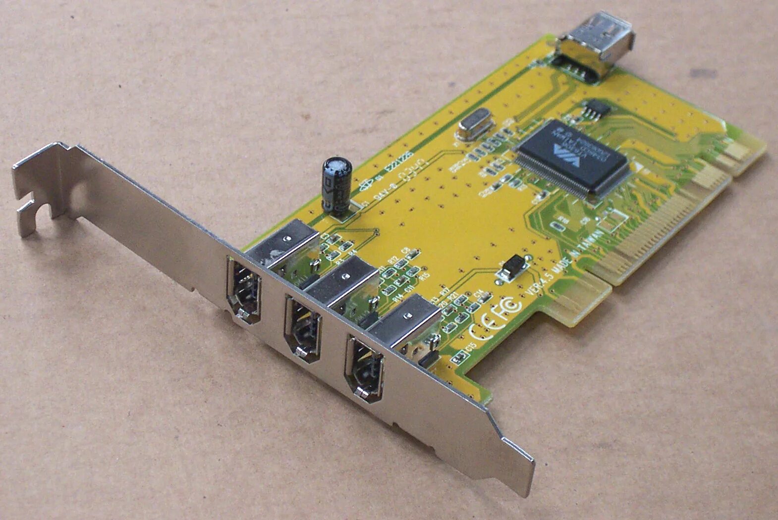 Контроллер IEEE 1394 Isa. Mini-PCI IEEE 1394a Module. FIREWIRE PCI Card via. Pinnacle PCI 0452. Pci карта расширения