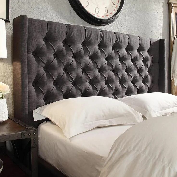 Купить кровать мягкая обивка. Кровать Tufted Headboard. Кровать Кинг сайз обивка. Кровать Queen Wingback Striped Headboard Bed. Стеганое изголовье кровати.