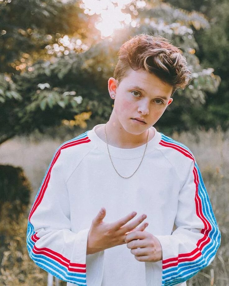 Парень бобби браун. Джейкоб Сарториус. Rolf Jacob Sartorius. Jacob Sartorius 2019. Джейкоб Сингер.