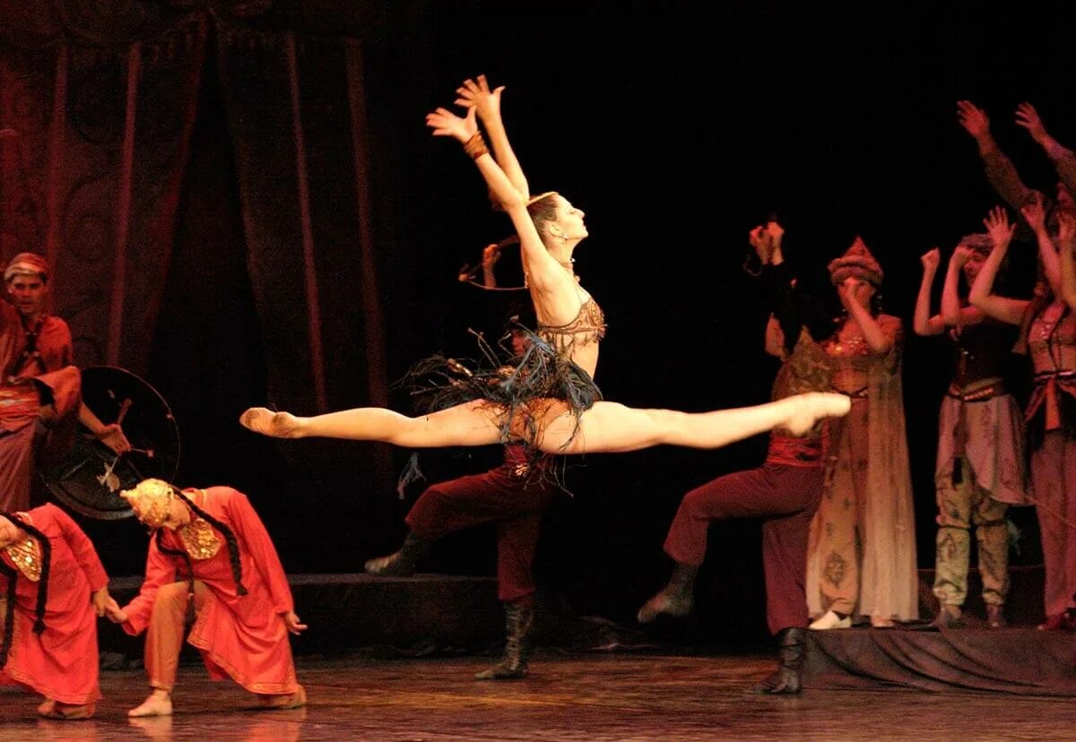 Мусоргский танец персидок. Пляска персидок. Половецкие пляски балет. Пляска персидок. Половецкие пляски балет дягилева.