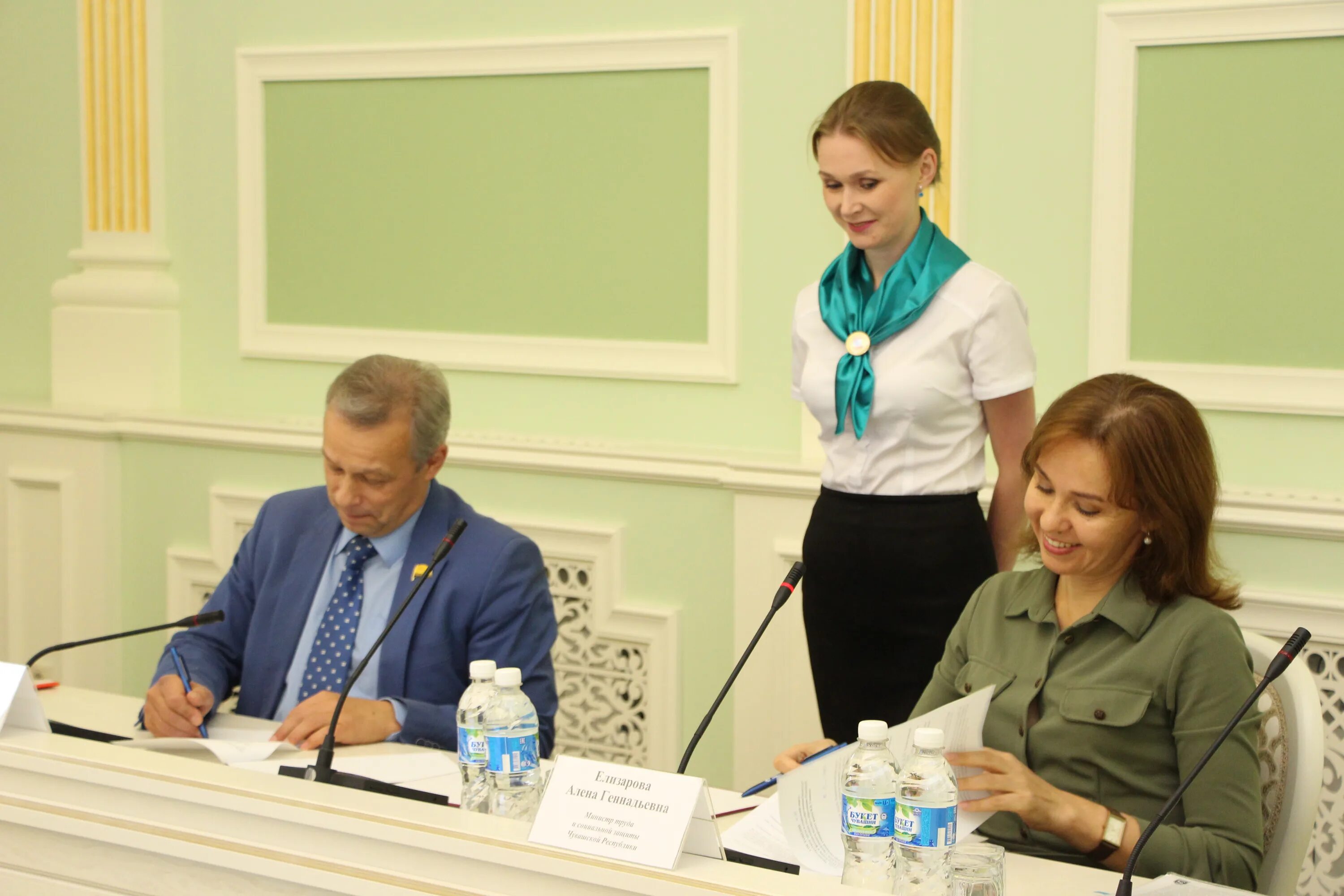 Министр труда и социальной защиты Чувашской Республики. Елизарова Минтруд Чувашии. Беликова Минтруд Чувашии. Соловьева Минтруд Чувашии. Чебоксары минтруда чувашии