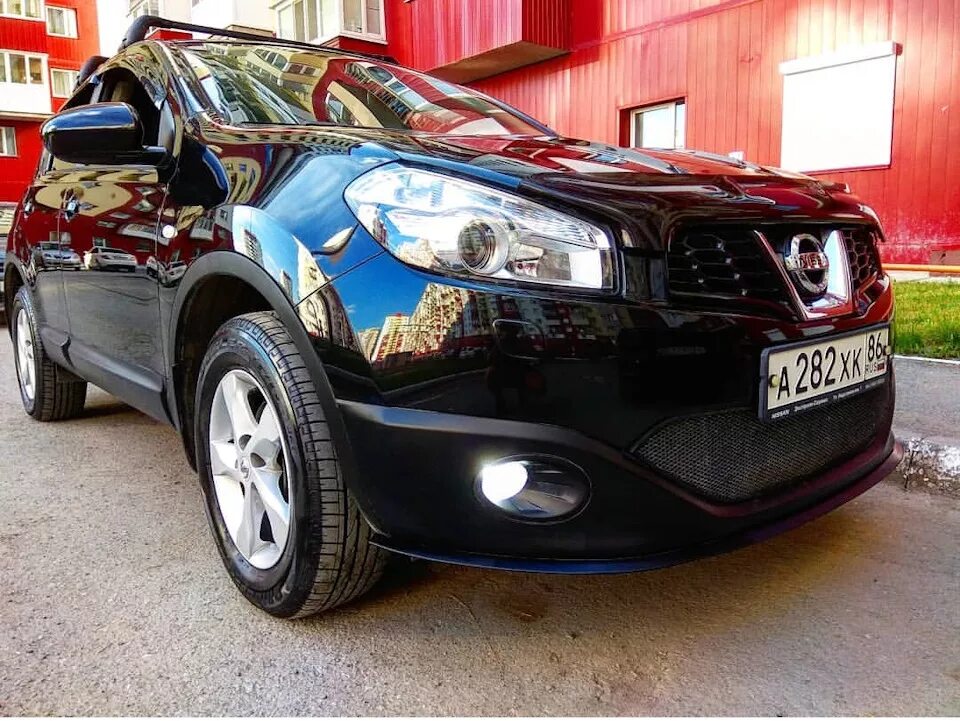 Аксессуары кашкая. Nissan Qashqai j10. Nissan Qashqai j10 Рестайлинг. Ниссан Кашкай j10 2.0. Nissan Qashqai 2008.