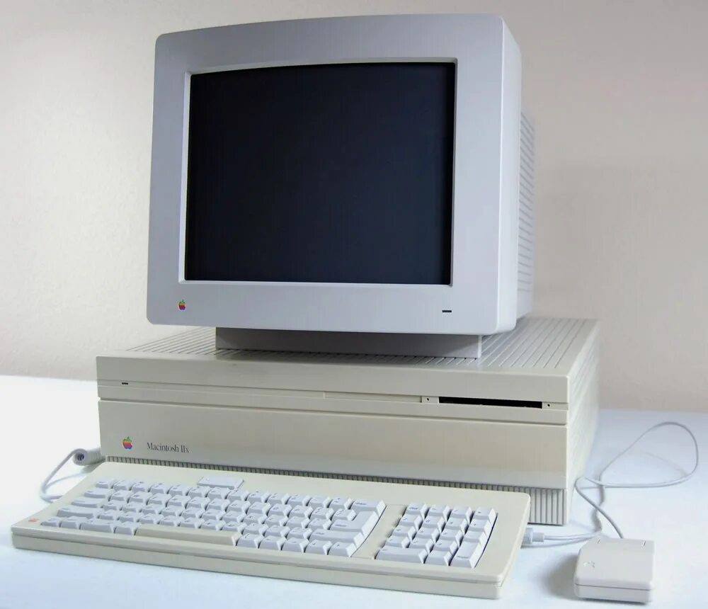 Старый apple. Apple macintosh m2980. apple macintosh 1990. apple macintosh iifx. 1990 год. макинтош компьютер apple.