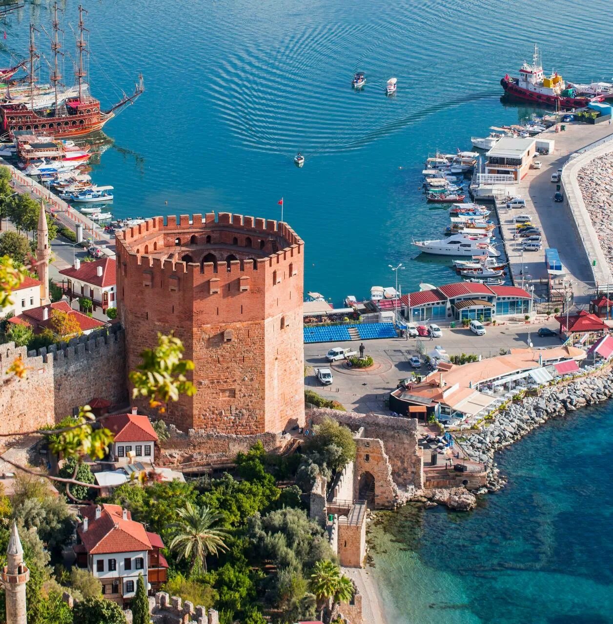 Alanya turkey. Алания крепость Кызыл Куле. Башня Кызыл Куле (красная башня). Красная башня в Алании. Аланья (Турция).