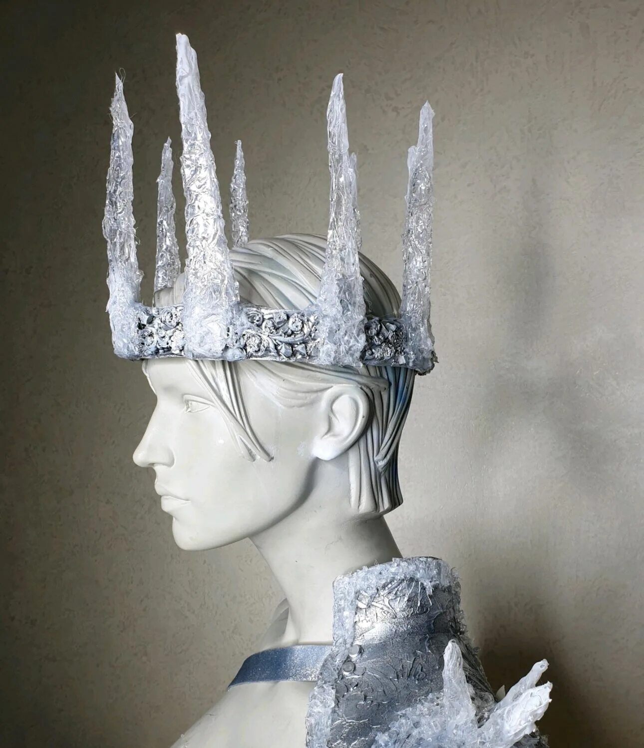 снежная королева корона детская. корона снежной королевы из картона. корона денежной королевы. корона снежная королева диадема. основа для короны снежной королевы.