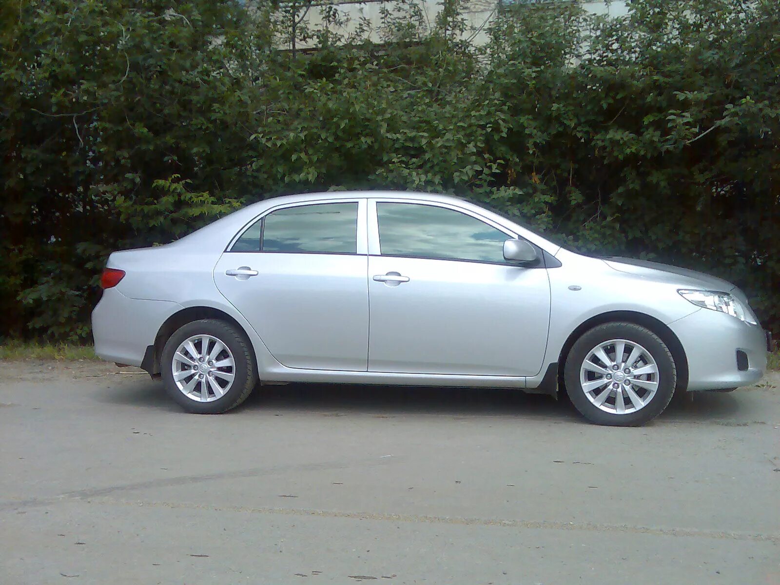 Диски R19 шины 245/35 - Toyota Corolla (140/150), 1,6 л, 2011 года колёсные диск