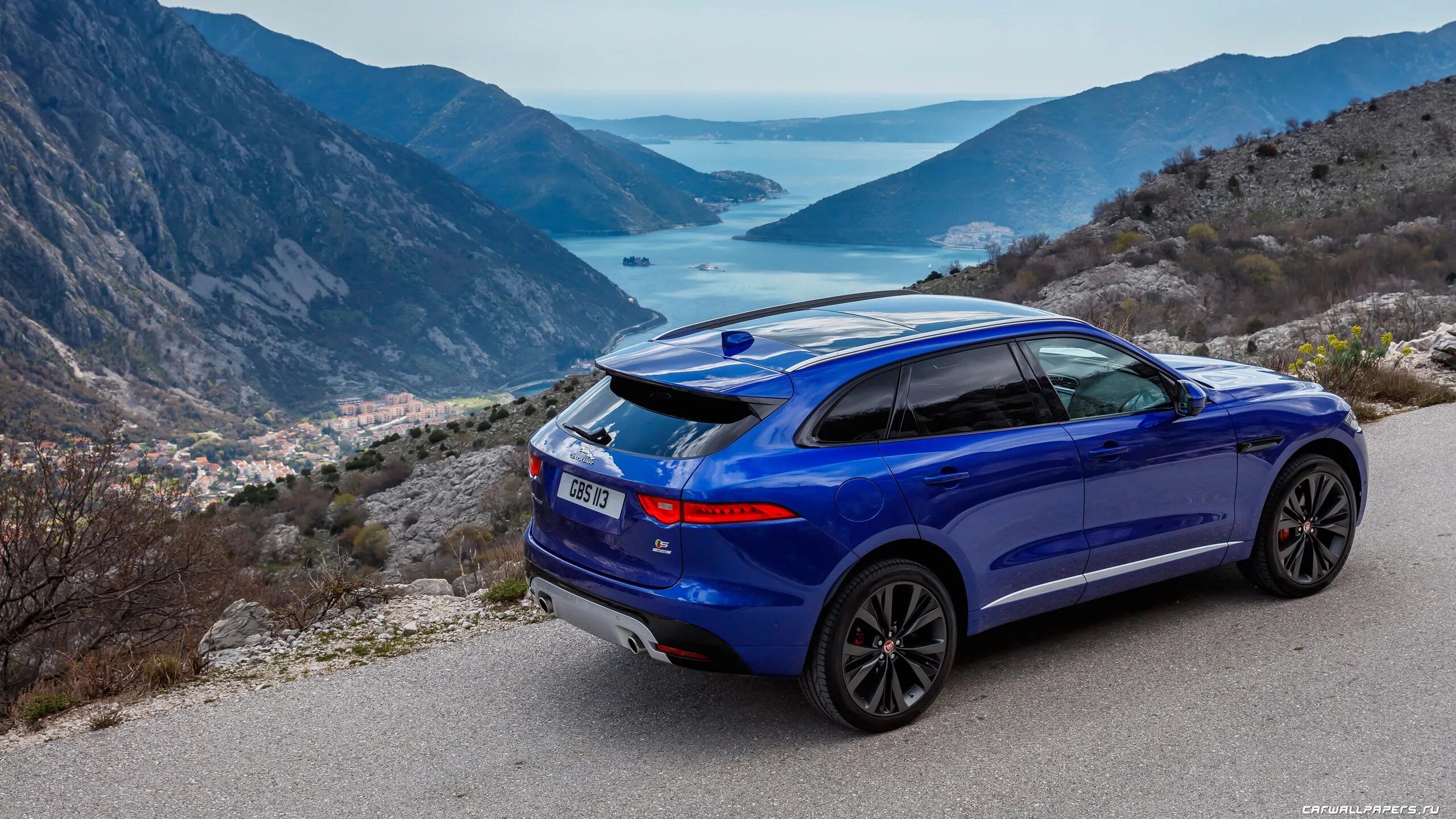 F pace обзор. Ягуар f 2017. F pace обзор. Jaguar e-pace 2021. Jaguar f-pace 2021.