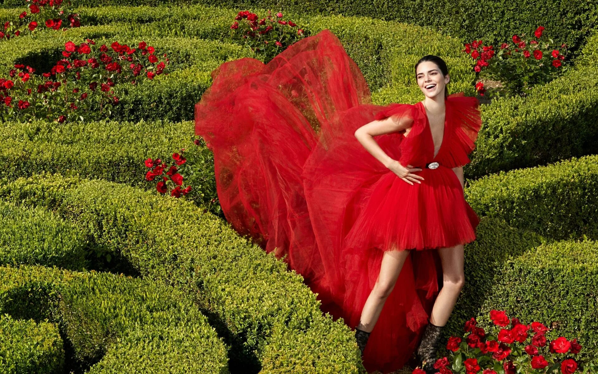 Буква а логотип. М лого. M как логотип. M designer. M designer.