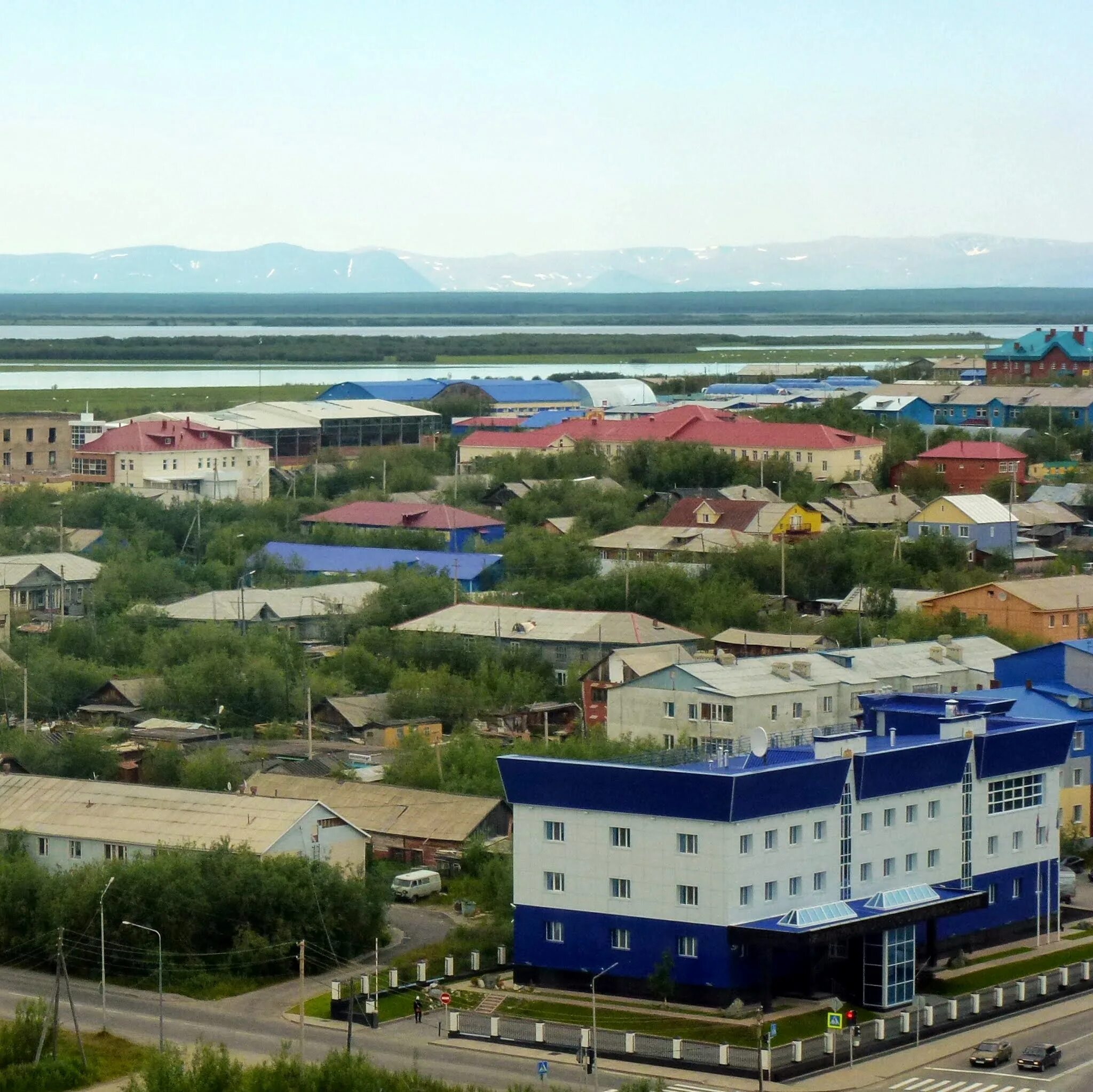 Салехард пляж. Городской пляж Салехард. Городской парк Салехард. Салехард горы