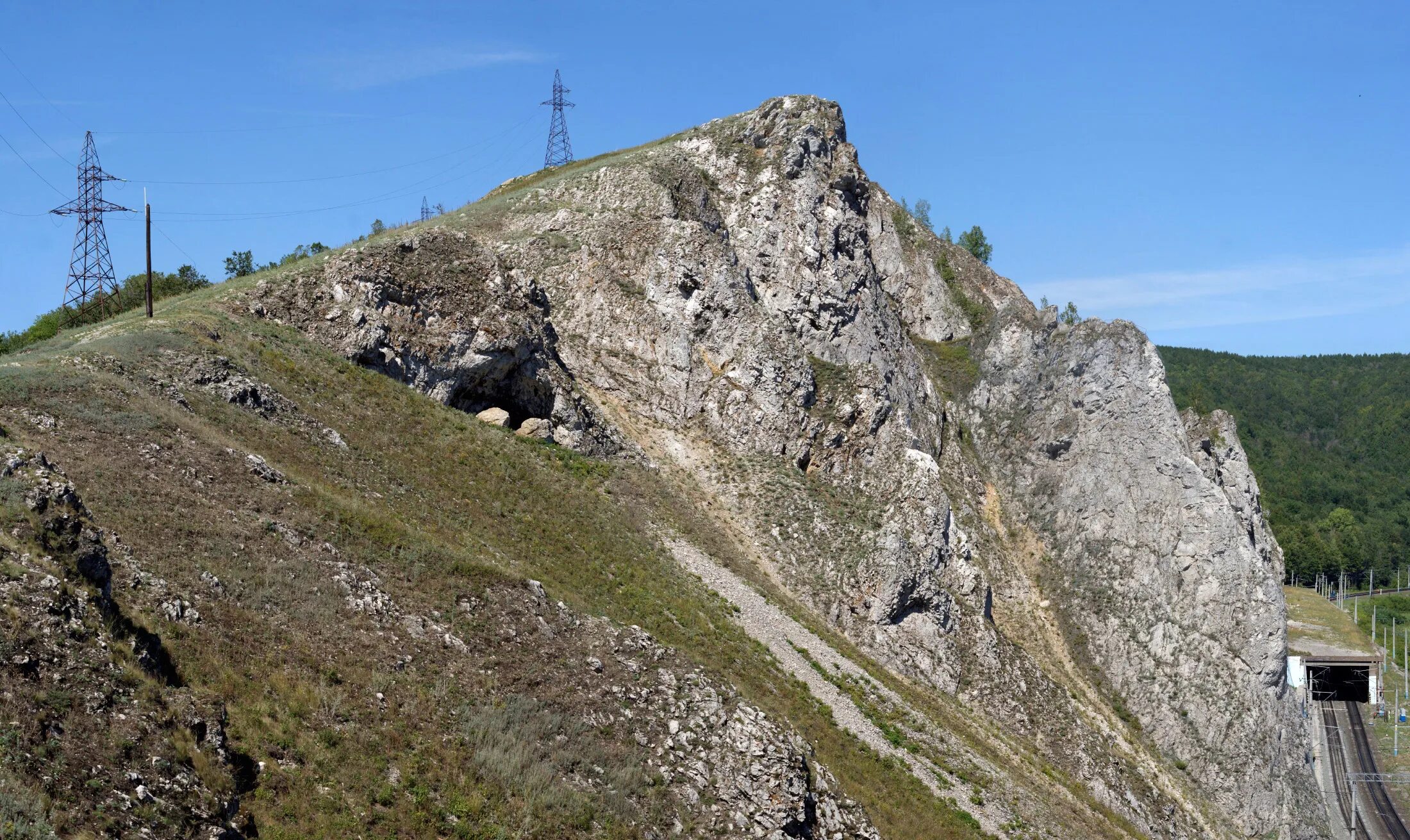 Село гребень. Аша гора Казарменный гребень. Аша парк Казарменный гребень. Лысая гора Аша. Казарменный гребень Аша Челябинская.