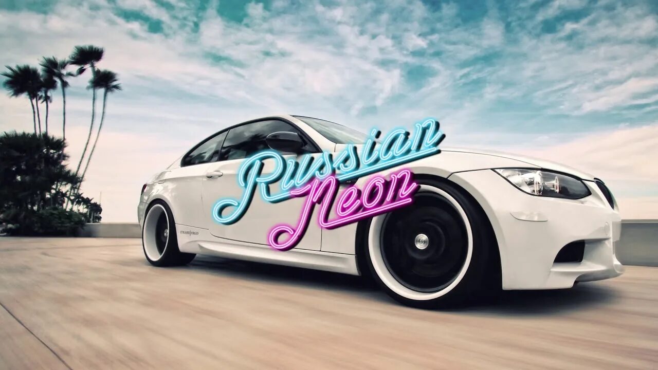 Куча белых машин. Бмв белая большая. Bmw m3 белая. Приснилась белая машина. Много белых авто.