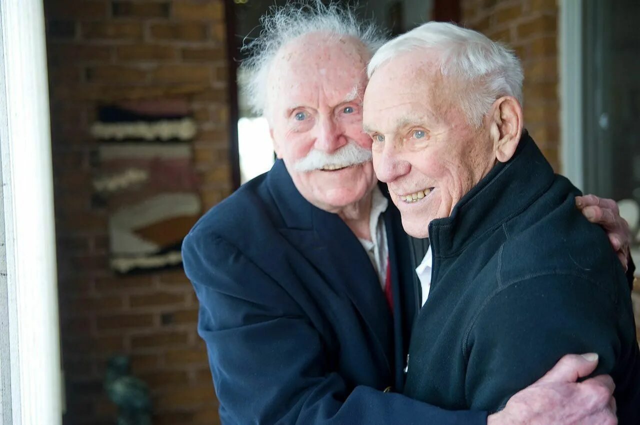 Ветеран сс в канадском парламенте. Ветераны канады. Ветераны второй мировой войны в сша. Канада ветеран. Пожилые войска.