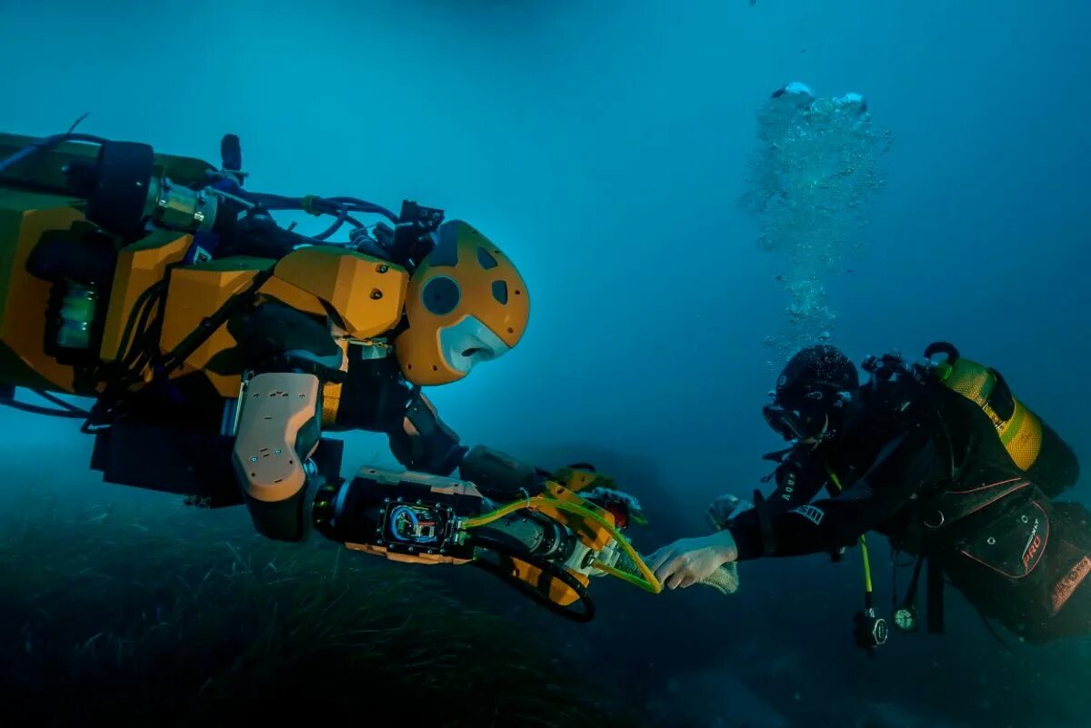 Преимущества и недостатки подводных роботов. Подводный робот Акванавт. Робот Батискаф. Супер-Ахиллес подводный робот. Глубоководный аппарат риф.