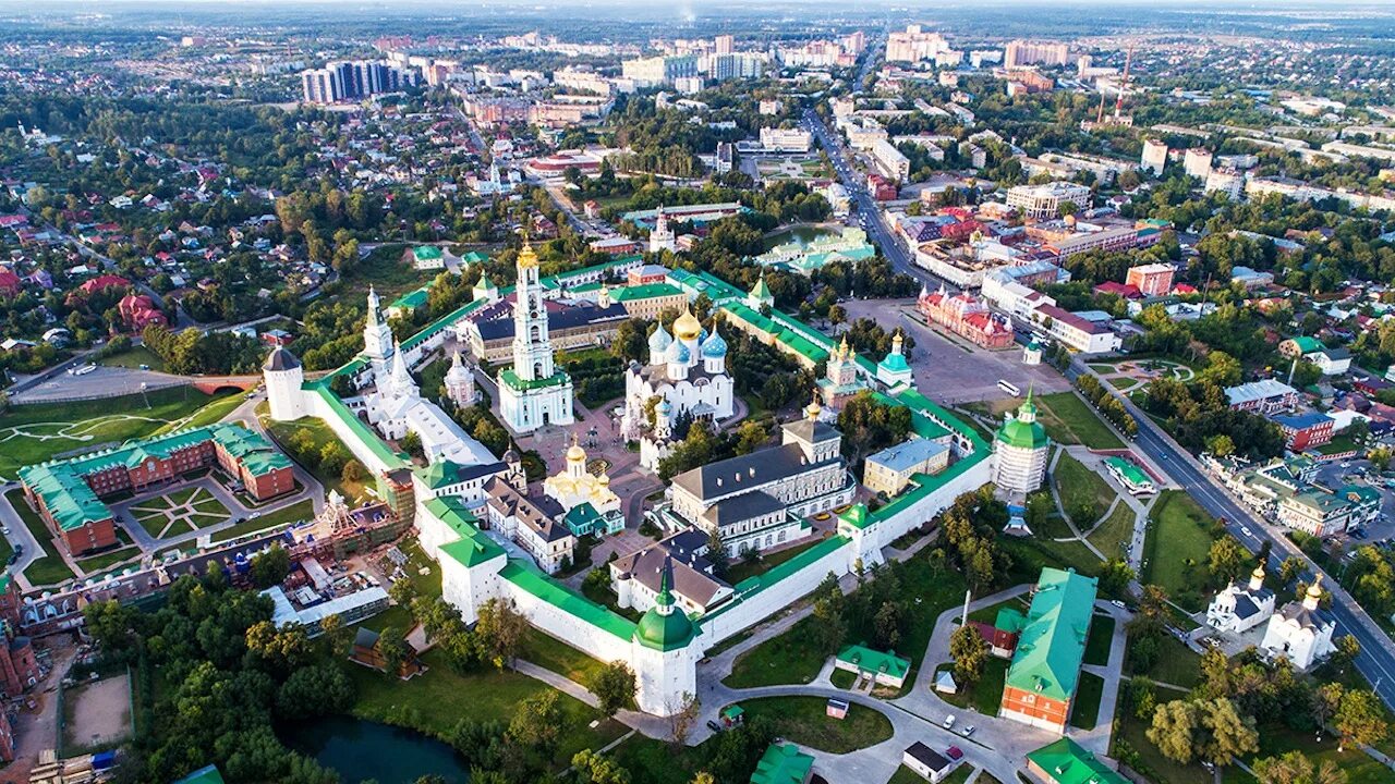 Троице-сергиева лавра сергиев посад. Троице-сергиева лавра вид сверху. Виды троице сергиевой. Фотосток лавра сергиев посад. Троице-сергиева лавра сергиев посад.