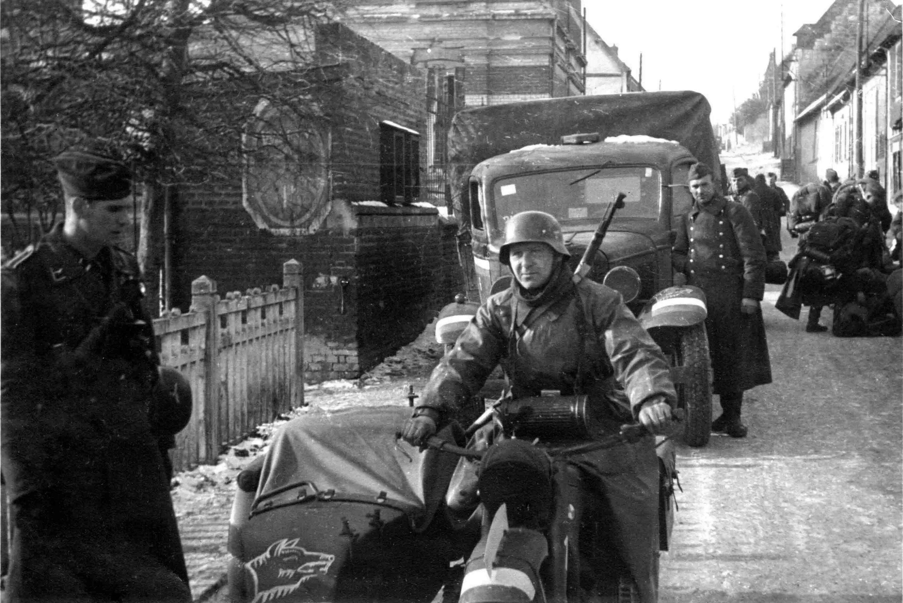 Вермахт 1941 г. Вермахт 1940. бельгия 1941. война в бельгии в 1940. немцы в бельгии ww2.